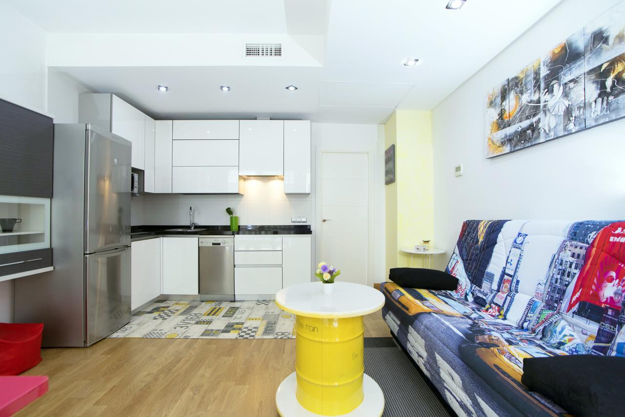 Apartamentos Momas La Casa De Mama Málaga Kültér fotó