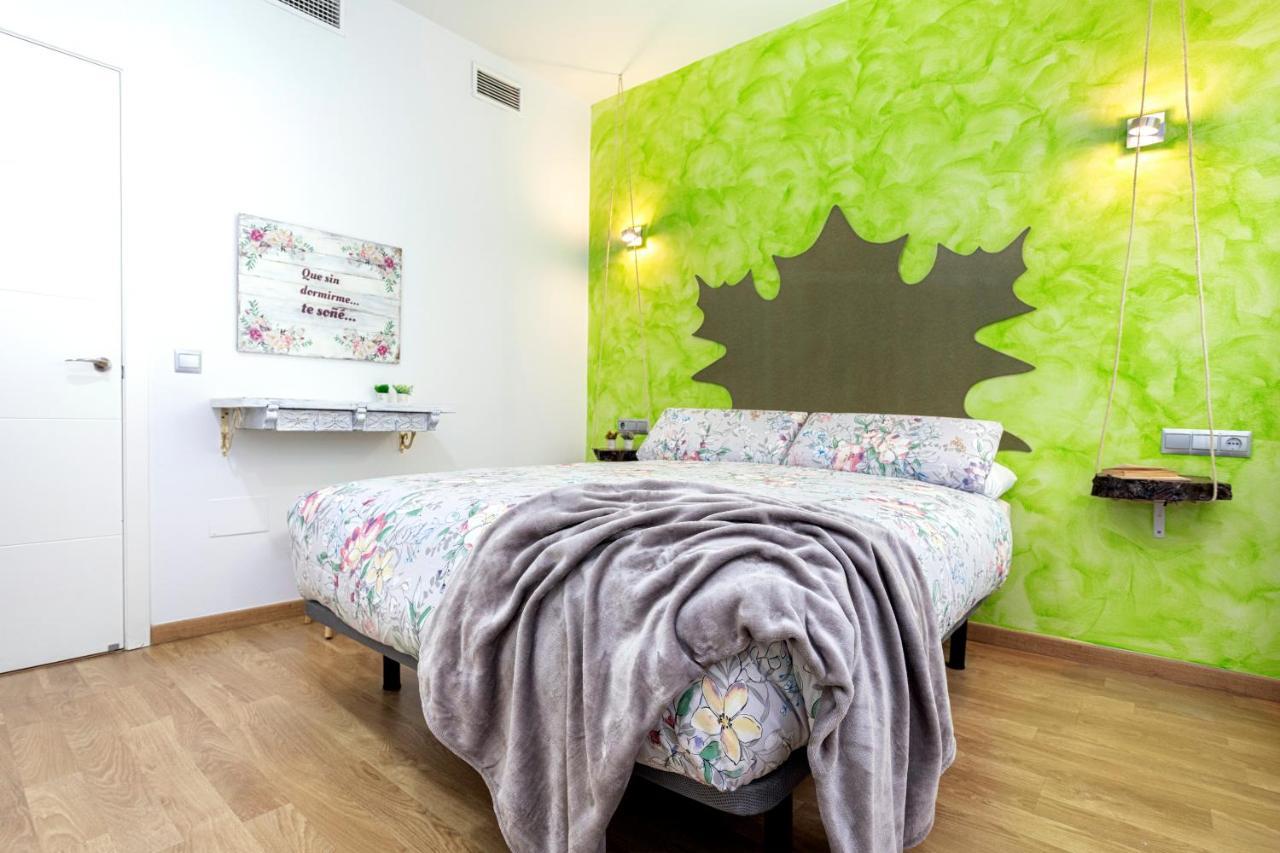 Apartamentos Momas La Casa De Mama Málaga Kültér fotó