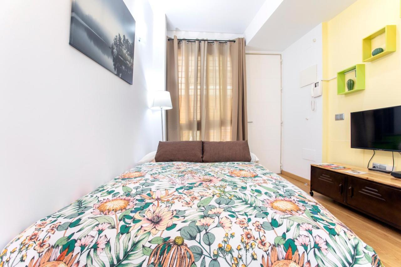 Apartamentos Momas La Casa De Mama Málaga Kültér fotó